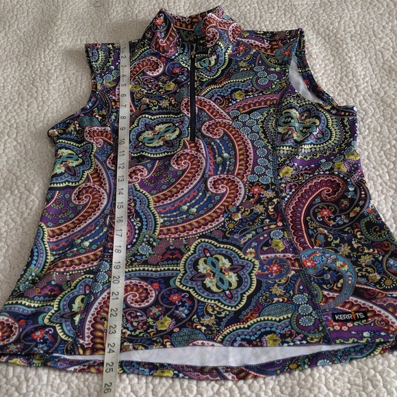 Kerrits Size Medium Paisley Sleeveless Top/Lightweight Vest - Picture 4 of 13
